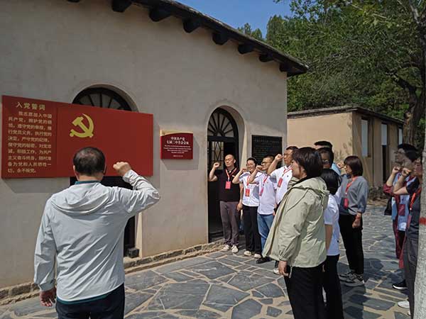 西柏坡红色教育
